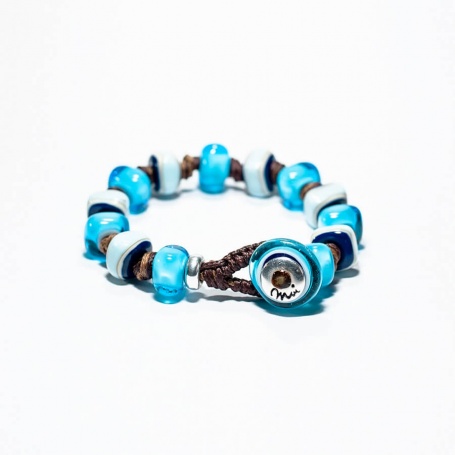Moi Beach bracelet with unisex blue and turquoise glass stones