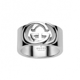 Gucci Britt Ring mit Monogrammband YBC190482001