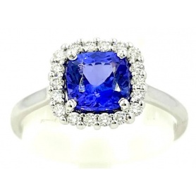 Ring with blue Tanzanite cushion 6x6mm and natural diamonds