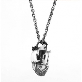 Nove25 necklace with anatomical heart pendant - N25COL00105