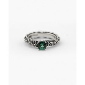 Nove25 green leaves solitaire ring N25ANE0000459