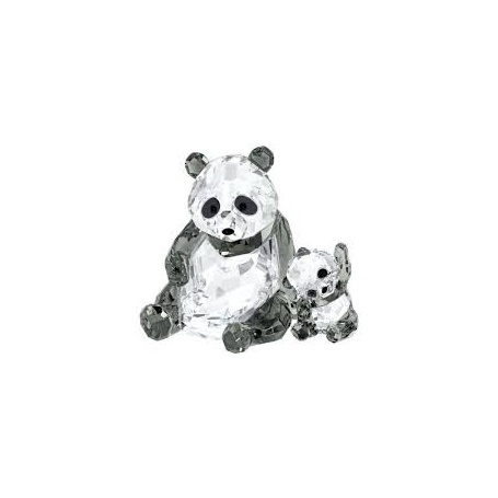 Mom and baby panda-50636690