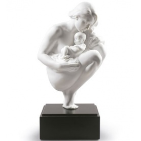 Sculpture in Porcelain Lladrò Bond of Love