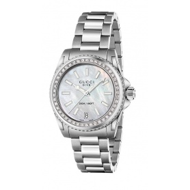 Gucci Frauen Uhr mit Diamanten und Perlmutt-Zifferblatt -YA136406