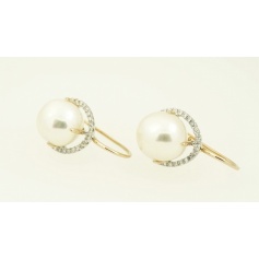 Victoria Baroque Pearl Earrings white gold, Mimi and diamonds