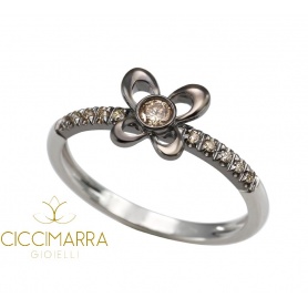 Mimì Y-ME butterfly ring in black and white gold with brown diamonds