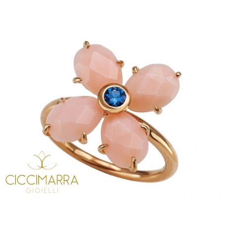 Mimì Bloom flower ring in gold with pink opal and blue sapphire