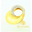 Vendorafa Ring aus gehämmertem Gold und Diamanten