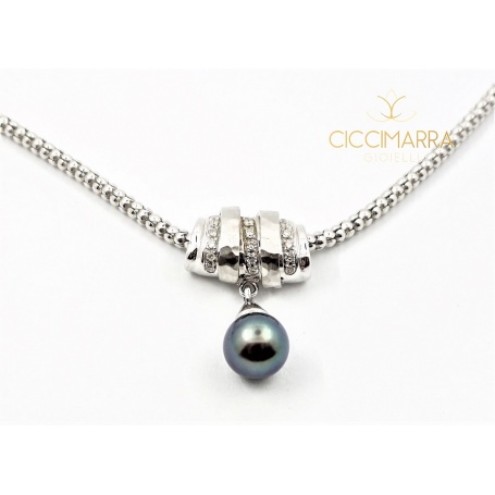 Vendorafa necklace in white gold with Tahiti black pearl